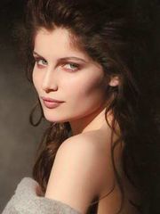 Laetitia Casta nude .